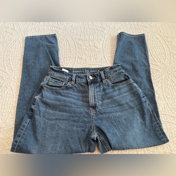 American Eagle Outfitters Stretch Mom Jeans - Picture 3 of 7